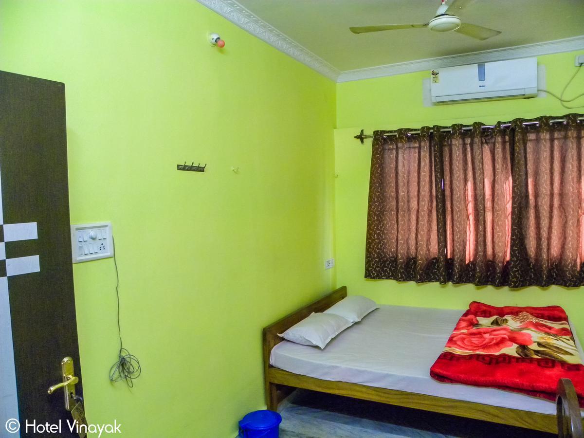 Hotel Vinayak Māldah Dış mekan fotoğraf
