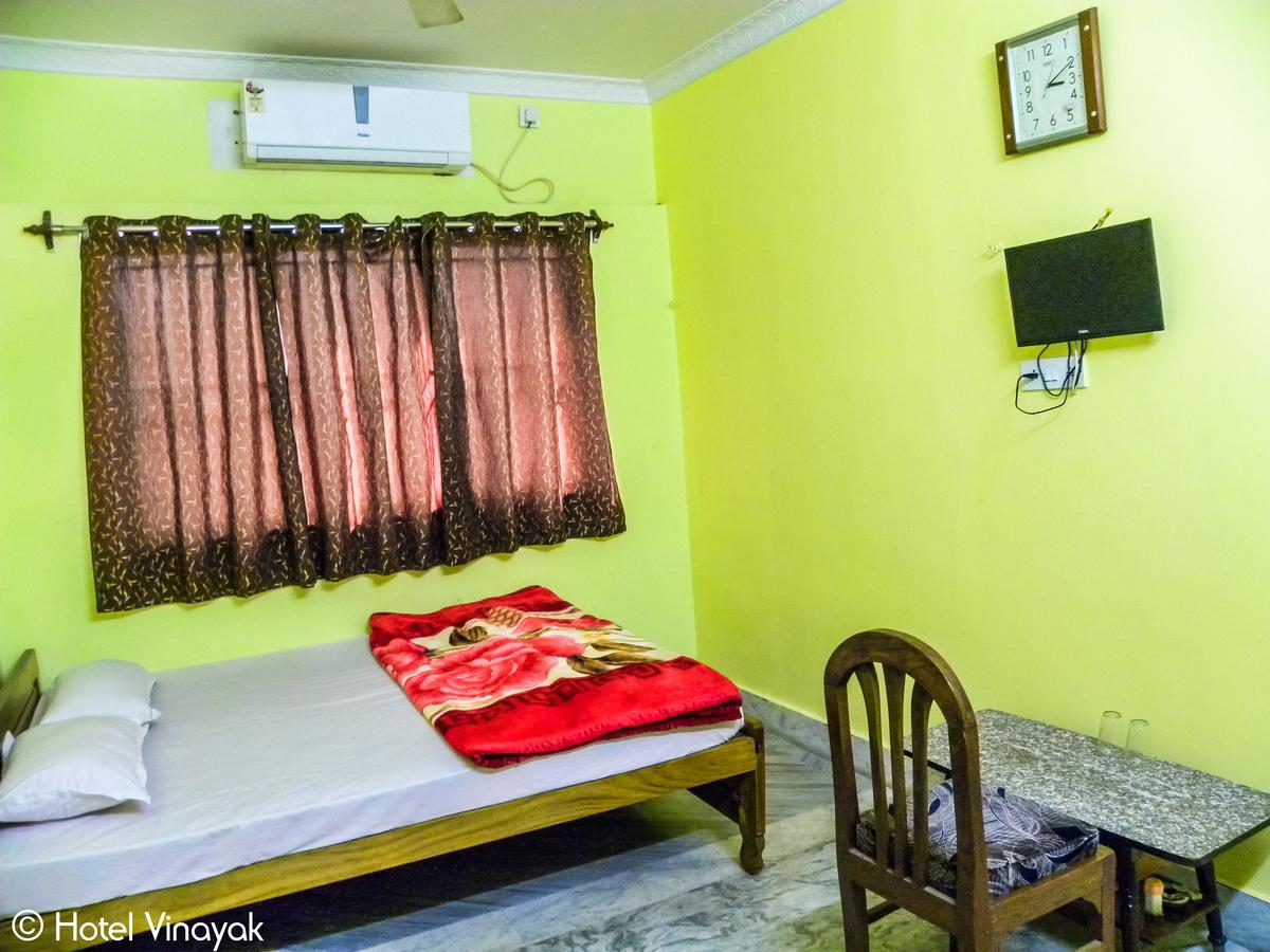 Hotel Vinayak Māldah Dış mekan fotoğraf